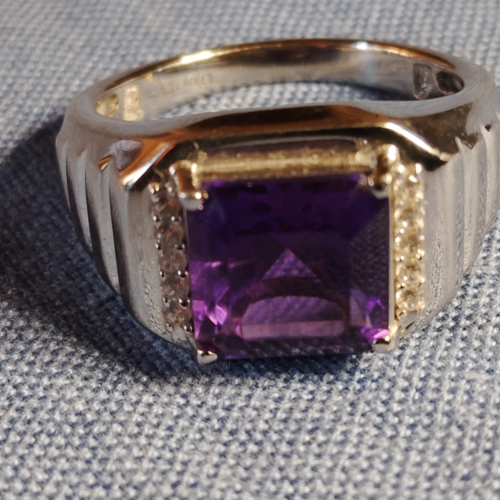 MEN'S- AFRICAN AMETHYST & WHITE TOPAZ ON THE SHOULDERS. RIBBED STERLING RING. 12 - Picture 7 of 16
